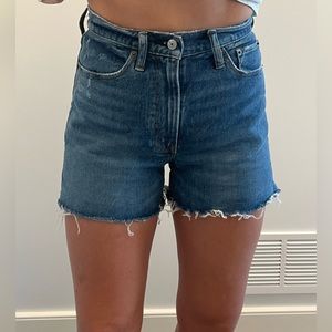 Abercrombie & Fitch curve love mom short